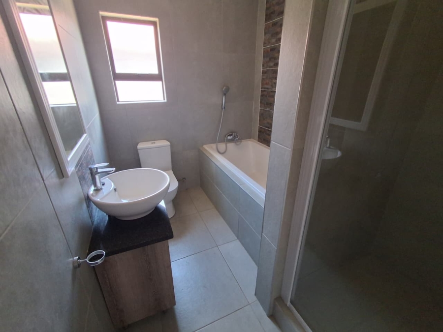 4 Bedroom Property for Sale in Mandela View Free State